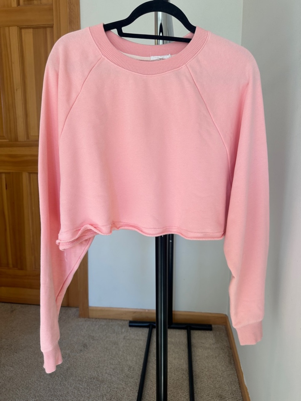 NIA Pink Cropped Crewneck Sweatshirt